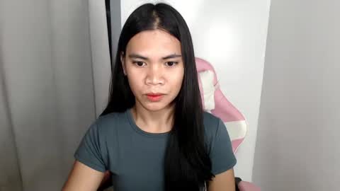 hot_pauline online show from 04-05-26, 12:30