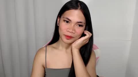 Snapshot of hot_pauline chatting on 05-08-26, 01:38 hot_pauline online show from 05-08-26, 01:38