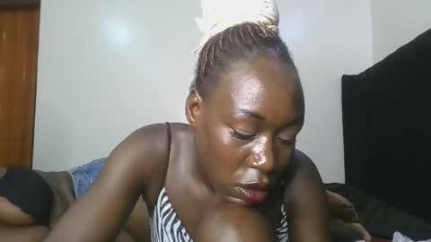 Hot petite online show from 03-30-26, 12:39