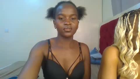 Hot petite online show from 06-09-26, 09:48