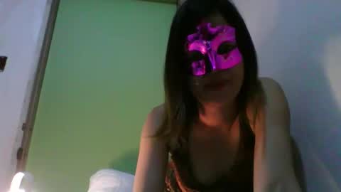 Snapshot of hot_pina2 chatting on 03-24-26, 05:29 hot_pina2 online show from 03-24-26, 05:29