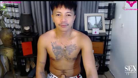 Snapshot of hot_pinoycock chatting on 08-07-26, 09:55 Karl online show from 08-07-26, 09:55