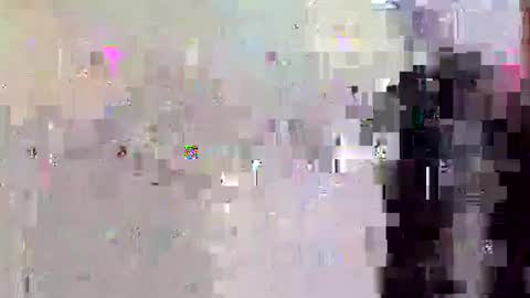 Snapshot of hot_precious_nikki chatting on 09-11-25, 11:38 Nikki online show from 09-11-25, 11:38