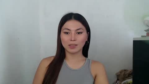 Nikki  online show from 04-06-26, 05:41