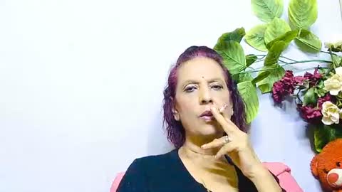 Snapshot of hot_queen58 chatting on 07-02-26, 04:13 hot queen online show from 07-02-26, 04:13