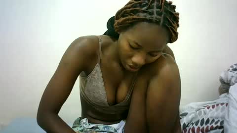 Snapshot of hot_reenor chatting on 06-17-26, 06:09 reenor online show from 06-17-26, 06:09