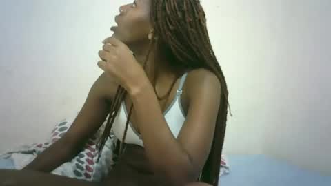 Snapshot of hot_reenor chatting on 06-27-26, 01:39 reenor online show from 06-27-26, 01:39