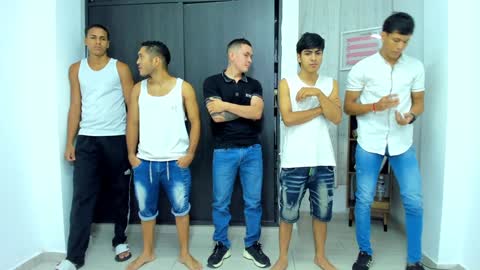 Vanesa Oliver and Andrew online show from 02-02-25, 11:30