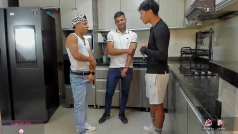 Vanesa Oliver and Andrew online show from 11-07-25, 11:38