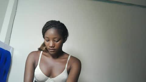 Milly online show from 08-02-26, 03:05