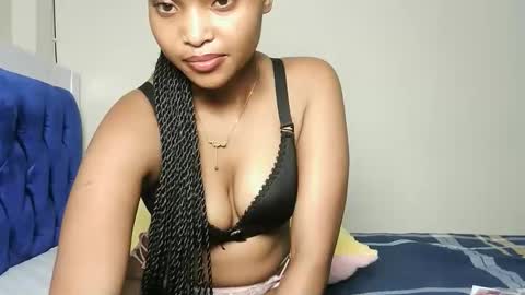 Snapshot of hot_sexy_babe chatting on 05-14-26, 08:59 Bellah online show from 05-14-26, 08:59