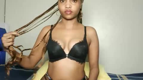 Snapshot of hot_sexy_babe chatting on 06-04-26, 12:22 Bellah online show from 06-04-26, 12:22