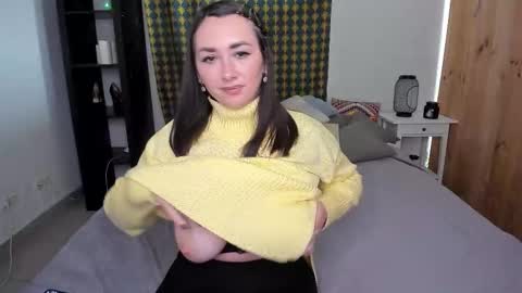 Snapshot of hot_squirtgirl chatting on 11-06-25, 03:07 Vasilisa online show from 11-06-25, 03:07