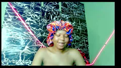 Snapshot of hot_stellaa chatting on 01-16-25, 06:06 Stella online show from 01-16-25, 06:06