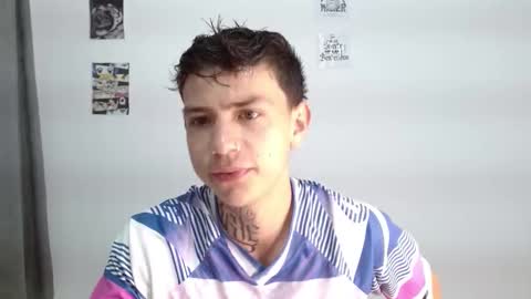 Snapshot of hot_teo_ chatting on 12-04-25, 11:08 Mateo online show from 12-04-25, 11:08