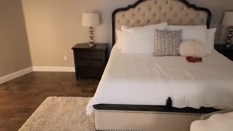 Hot Wife    hotwife sexy new milf highclass brunette bigboobs natural mature online show from 05-16-26, 06:54