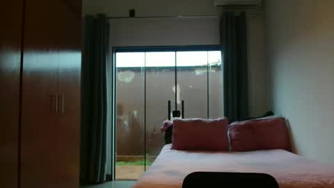 couple without tabus online show from 12-16-25, 10:09