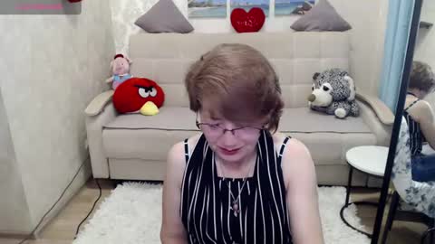 Snapshot of hot_woman00 chatting on 06-23-26, 05:00 hot_woman00 online show from 06-23-26, 05:00