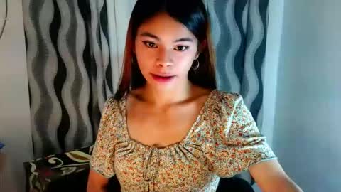 Snapshot of hot_yanna143 chatting on 04-14-26, 08:15 Yanna online show from 04-14-26, 08:15