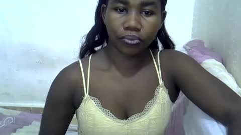 hotagrace online show from 11-24-25, 05:12