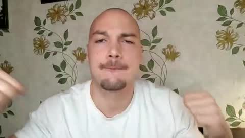 Snapshot of hotalphawolfxx chatting on 03-09-26, 07:29 Kristiyan online show from 03-09-26, 07:29