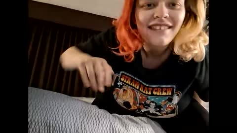 hotandbothered1245 online show from 04-16-26, 03:51