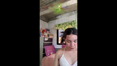 Snapshot of hotarianafox4uxx chatting on 04-28-26, 02:21 AYA online show from 04-28-26, 02:21