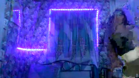 Snapshot of hotarianafox4uxx chatting on 05-15-26, 02:35 AYA online show from 05-15-26, 02:35