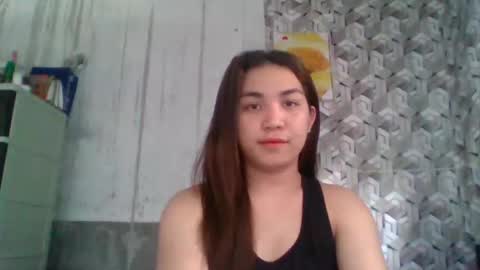 Snapshot of hotarianafox4uxx chatting on 05-17-26, 05:38 AYA online show from 05-17-26, 05:38