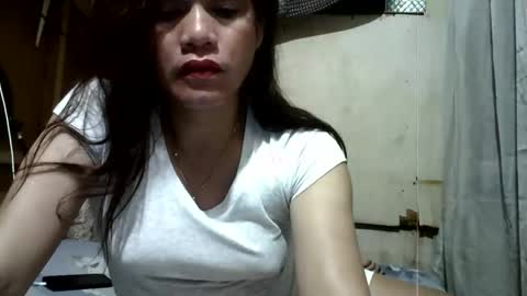Snapshot of hotasian_pinayx chatting on 09-21-25, 12:29 hotasian_pinayx online show from 09-21-25, 12:29