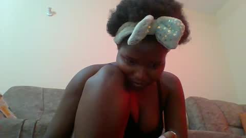 Snapshot of hotbabbee chatting on 01-24-25, 10:00 love online show from 01-24-25, 10:00