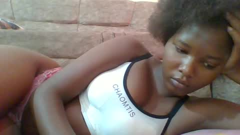 Snapshot of hotbabbee chatting on 02-03-25, 11:42 love online show from 02-03-25, 11:42