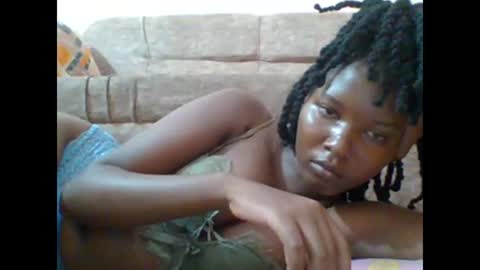 Snapshot of hotbabbee chatting on 03-03-25, 03:20 love online show from 03-03-25, 03:20