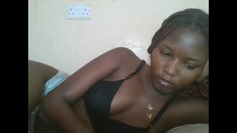 Snapshot of hotbabbee chatting on 09-09-25, 07:52 love online show from 09-09-25, 07:52