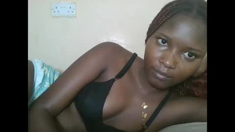 Snapshot of hotbabbee chatting on 09-10-25, 08:31 love online show from 09-10-25, 08:31