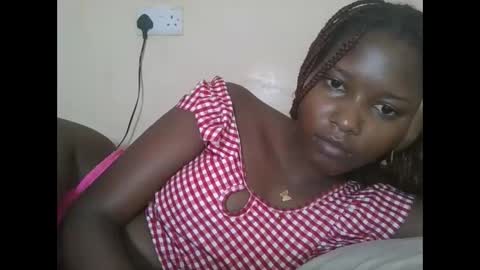 Snapshot of hotbabbee chatting on 09-11-25, 08:36 love online show from 09-11-25, 08:36