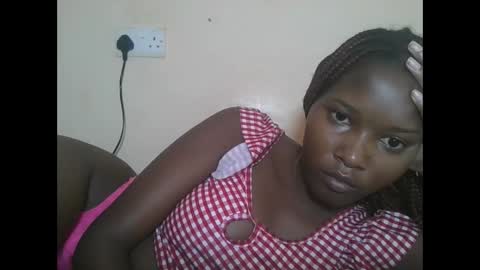 Snapshot of hotbabbee chatting on 09-13-25, 08:14 love online show from 09-13-25, 08:14