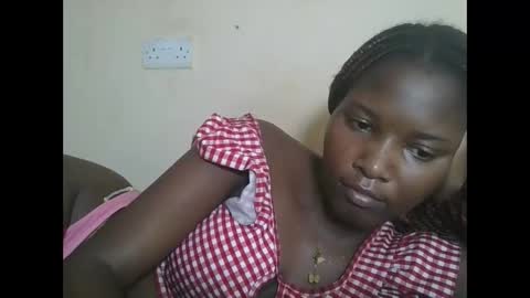 Snapshot of hotbabbee chatting on 09-29-25, 07:40 love online show from 09-29-25, 07:40