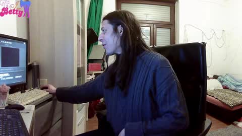 Betty Bellucci online show from 01-29-25, 07:43