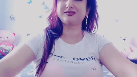 Snapshot of hotboobsmaya chatting on 07-10-26, 10:40 hotboobsmaya online show from 07-10-26, 10:40