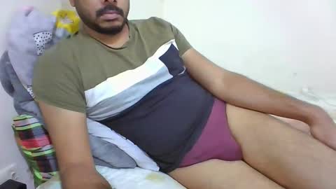 Snapshot of hotboy8677 chatting on 12-23-25, 07:17 Hotboy8677 online show from 12-23-25, 07:17