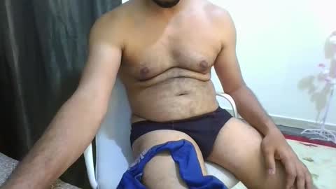 Snapshot of hotboy8677 chatting on 05-11-26, 02:45 Hotboy8677 online show from 05-11-26, 02:45