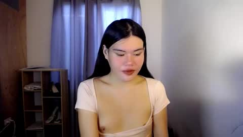 Snapshot of hotbunnyrainx chatting on 11-08-25, 02:34 rain online show from 11-08-25, 02:34