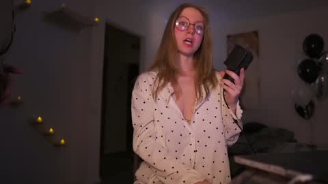 NICK AND NORA online show from 02-02-25, 05:37