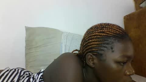 VICTORIA online show from 10-10-25, 08:02