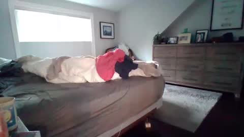 Snapshot of hotdog1124 chatting on 09-30-25, 11:15 hotdog1124 online show from 09-30-25, 11:15