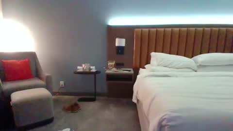 Snapshot of hotdog1124 chatting on 12-04-25, 02:54 hotdog1124 online show from 12-04-25, 02:54