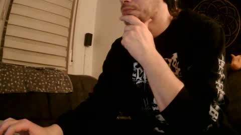 Snapshot of hotdutchd chatting on 02-15-26, 09:22 Marv online show from 02-15-26, 09:22