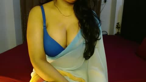 Snapshot of hoteliza6 chatting on 02-15-25, 05:17 Eliza i dont show face in any show online show from 02-15-25, 05:17