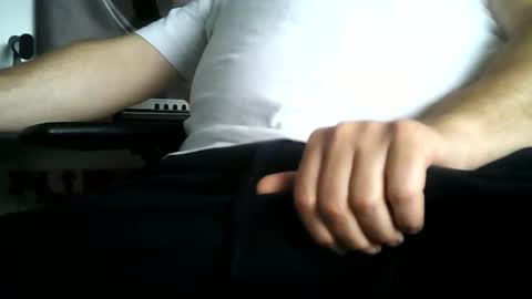 hotelstayer1234 online show from 06-02-26, 07:32